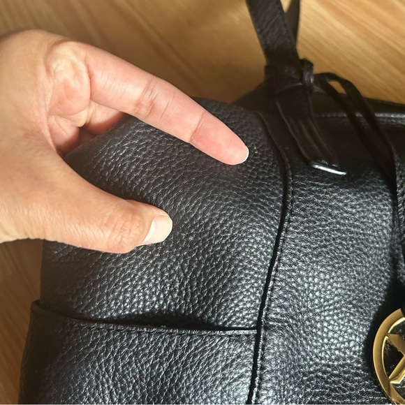 Michael Kors Pebbled Leather Ashbury Suede Tasseled Large Bag - Picture 2 of 15